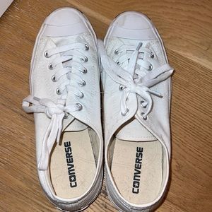 Women’s size 8 Jack Purcell converse